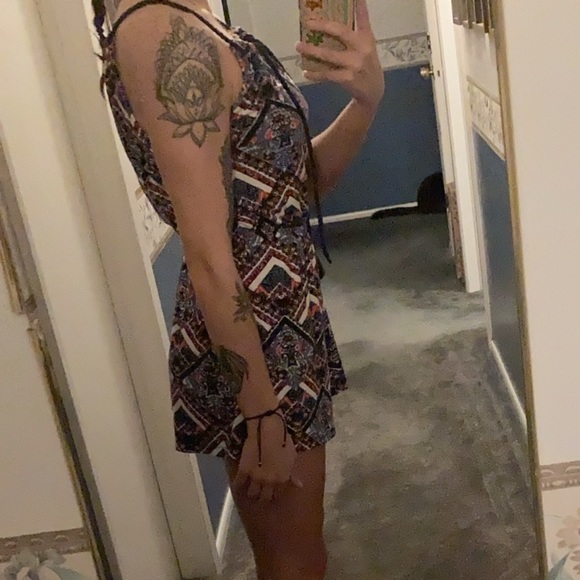 Patterned Romper - Picture 3 of 3